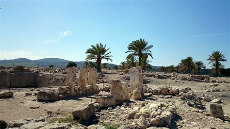 Tel Megiddo National Park : Northern Israel | Visions of Travel