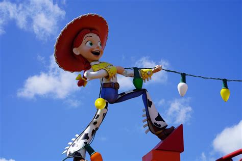 26 Very Best Jessie Toy Story Quotes ("Yodel-ay-hee-hoo!")