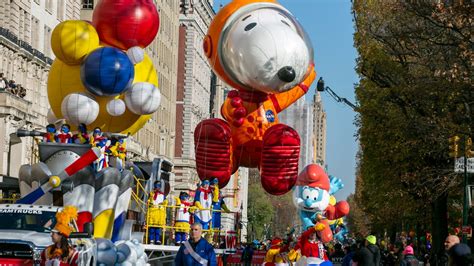 What time does the 2023 Macy's Thanksgiving Day Parade start ...