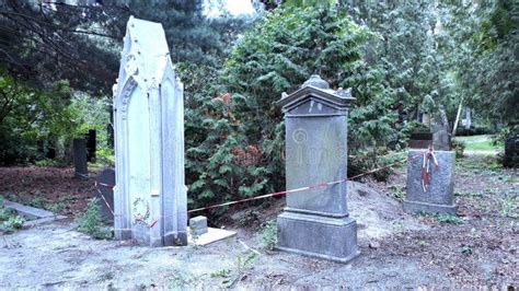 Tombstones At An Old Graveyard Stock Image - Image of horizontal ...