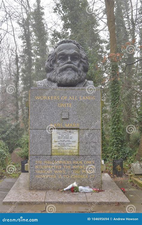 Karl Marx Grave Stone, London Editorial Stock Image - Image of color, brown: 104695694