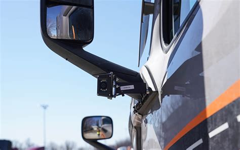 Do semi-trucks have cameras at Schneider? Yes. Here's why.