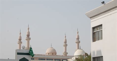 dinodxbdino: MOSQUE-OUD METHA ROAD, DUBAI, UNITED ARAB EMIRATES