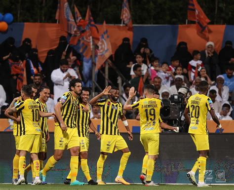 Com dois de Romarinho, Al Ittihad vence e leva o título saudita, batendo time de Cristiano ...