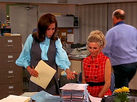 The Ten Best THE MARY TYLER MOORE SHOW Episodes of Season One | THAT'S ENTERTAINMENT!