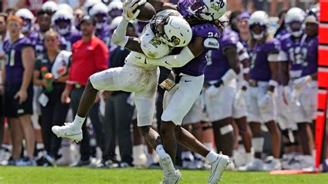 Travis Hunter’s two-way dominance leads Colorado to upset victory over TCU