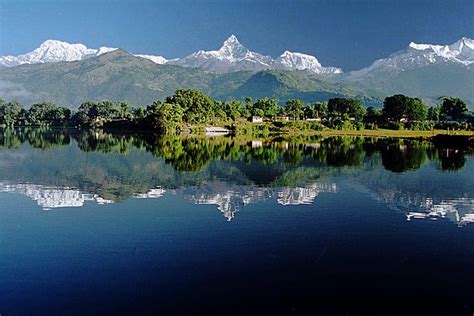 Sunrise in Pokhara | TheList.Travel