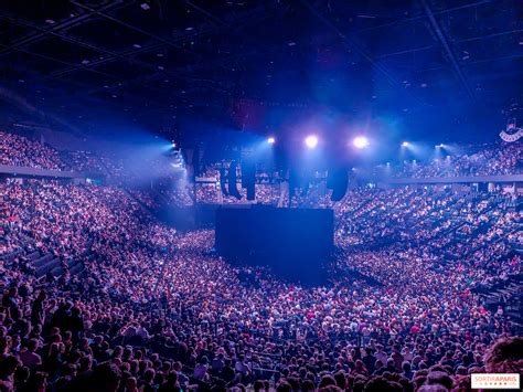 Roger Waters in concerto all'Accor Arena di Parigi: noi c'eravamo, ve ...