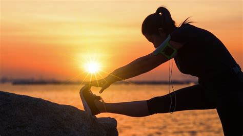 How Long Should A Morning Workout Be? Experts Say 30 Minutes Is Your Sweet Spot