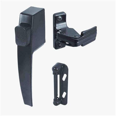 Interesting Screen Door Latch – Project Isabella