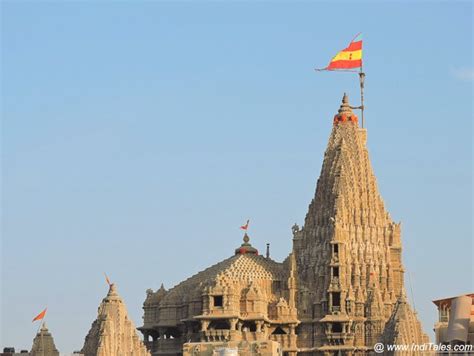 Heritage and Architecture of Dwarkadhish Temple, Dwarka | Inditales