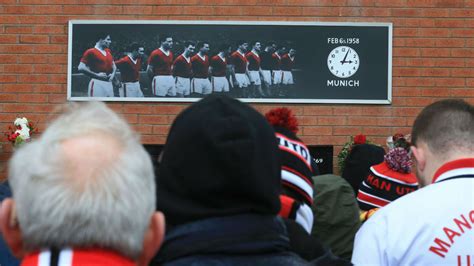 Munich air disaster - The Man Utd 'Busby Babes' tragedy that shocked ...