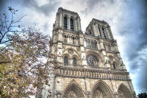 15 facts about Notre-Dame Cathedral - Discover Walks Blog