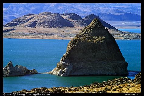 Picture/Photo: Pyramid. Pyramid Lake, Nevada, USA