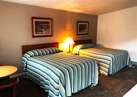 Family Suite – Upstairs !! – Bristlecone Motel, Ely Nevada