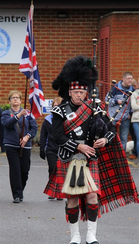 Remembrance Sunday 2023 Service and Parade - Ash Parish News