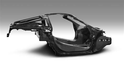 Nouveau châssis monocoque de McLaren | Moniteur Automobile