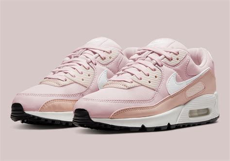 Nike Air Max 90 "Pink" DH8010-600 Release Date | SneakerNews.com