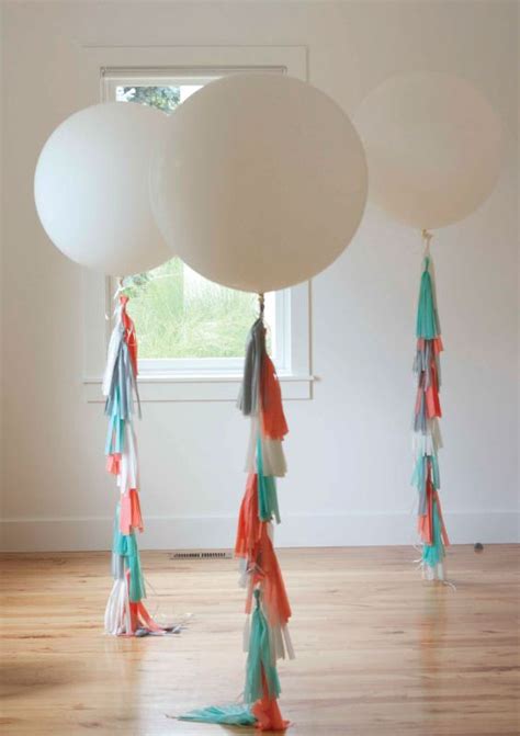 Balloon Tassels | Balloon tassel, Balloon diy, Balloons