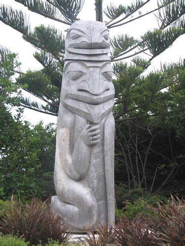 Te Rauparaha Statues | These huge carvings commemorating the… | Flickr