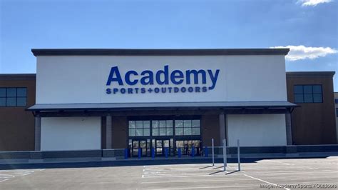 Academy Sports + Outdoors opens new Louisville-area location ...