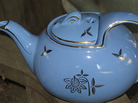 "I'm a little teapot short and stout..." | Tea pots, Vintage house ...