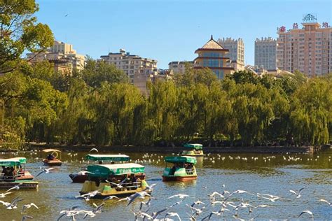 Green Lake Park (Kunming) - Svensk-Kinesiska Resebyrån