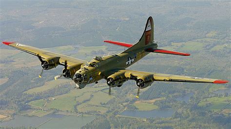 After fatal crash, vintage plane company canceling remaining WWII flights for rest of year