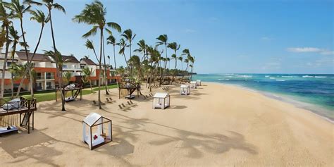 Beach wedding venue in Breathless Punta Cana Resort and Spa - Dominican ...