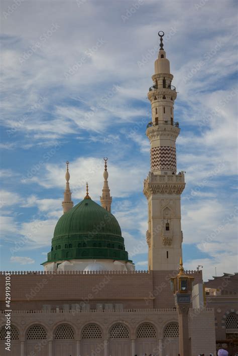 Green Dome of masjid al Nabawi on a blue sky day. Prophet Muhammed Sw Green Dome in Madinah ...