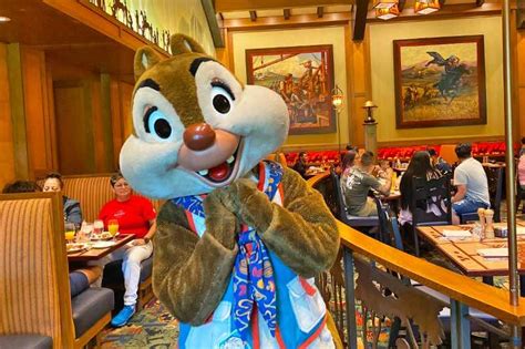 Ranking All of the Disneyland Character Dining Experiences