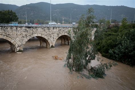 Defense Ministry to recognize soldiers who swam in toxic river as ...