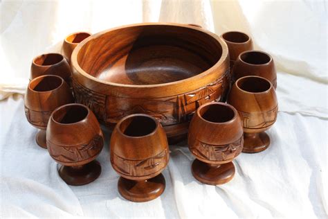 Wooden punch bowl set // Vintage Tiki punch bowl with cups