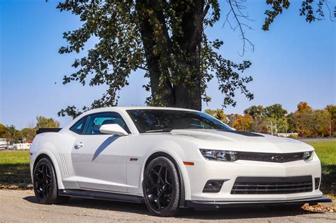 1,100-Mile 2015 Chevrolet Camaro Z/28 Coupe 6-Speed for sale on BaT Auctions - sold for $55,500 ...