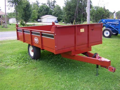 Farm Dump Trailers/Wagons | Peter Chase Enterprises