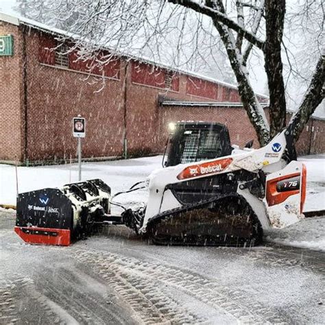 Bobcat T76 Rental | Track Loader Rental in Michigan | Carleton Equipment