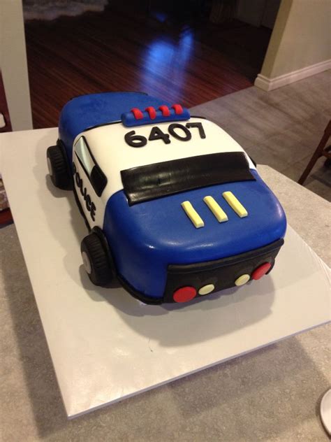 Police car cake | Police car cakes, Car cake, Police cars