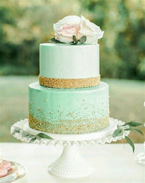 Pin by Sofia Nogueira on tortas. Sofia | Mint green wedding cake, Mint wedding cake, Green ...