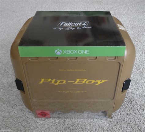 Unboxing Fallout 4: Pip-Boy Collector's Edition