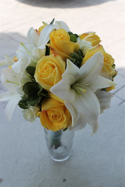 ANNIVERSARY FLOWERS | Elegant Bouquets