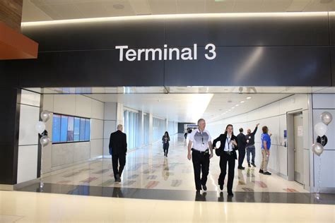 PHOTOS: First look at Terminal 3 South Concourse at Phoenix Sky Harbor ...