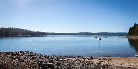 Crescent Lake Campground - camping in Oregon