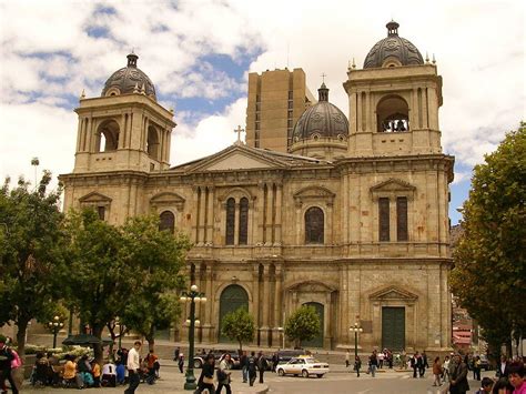 Walking Tour of La Paz's Historic & Contemporary Buildings, La Paz, Bolivia