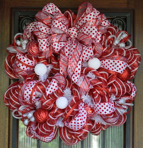 Red and White Christmas Deco Mesh Wreath - Etsy | Deco mesh christmas wreaths, Christmas mesh ...