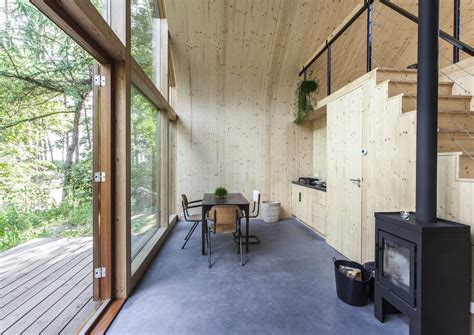 Photo 18 of 20 in Dwell’s Top 10 Prefabs of 2019 from A Dutch Sculptor ...