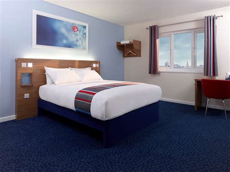 Travelodge Swansea Central | Find Your Perfect Lodging, Self-Catering, or Bed and Breakfast and ...