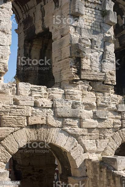 Roman Arch Construction Stock Photo - Download Image Now - Olympic Stadium, Antiquities ...