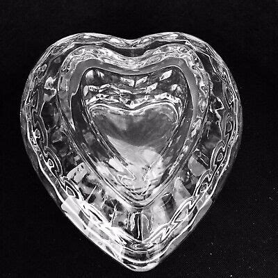 Large Heart Shaped Glass Candy Dish With Lid by Home Interiors HOMCO | eBay