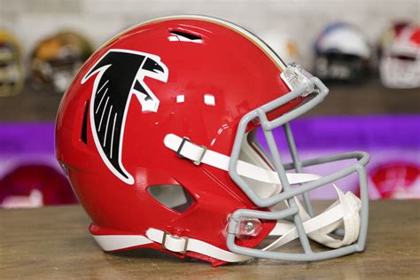 Atlanta Falcons Riddell Speed Replica Helmet - 1966-1969 Throwback ...