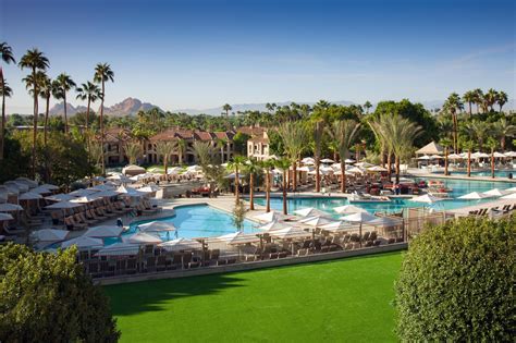 Scottsdale Resort and Spa | The Phoenician, a Luxury Collection Resort